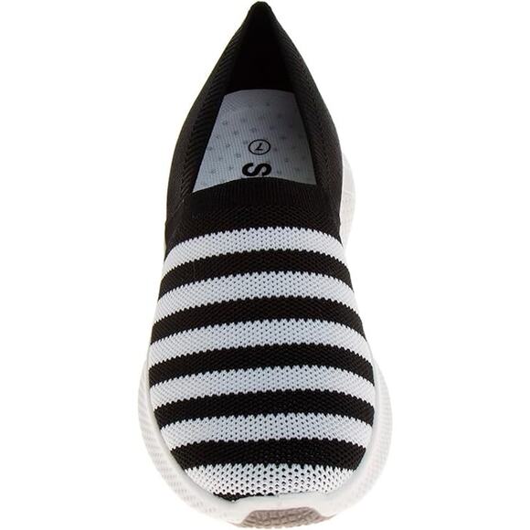 Sail Women’s Wave Slip-On Tennis Sneaker – Black, Size 9 - Picture 2 of 12